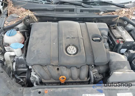 2013 Volkswagen Jetta 2.5L Se z USA, uszkodzony, nr VIN 3VWDP7AJ5DM217539